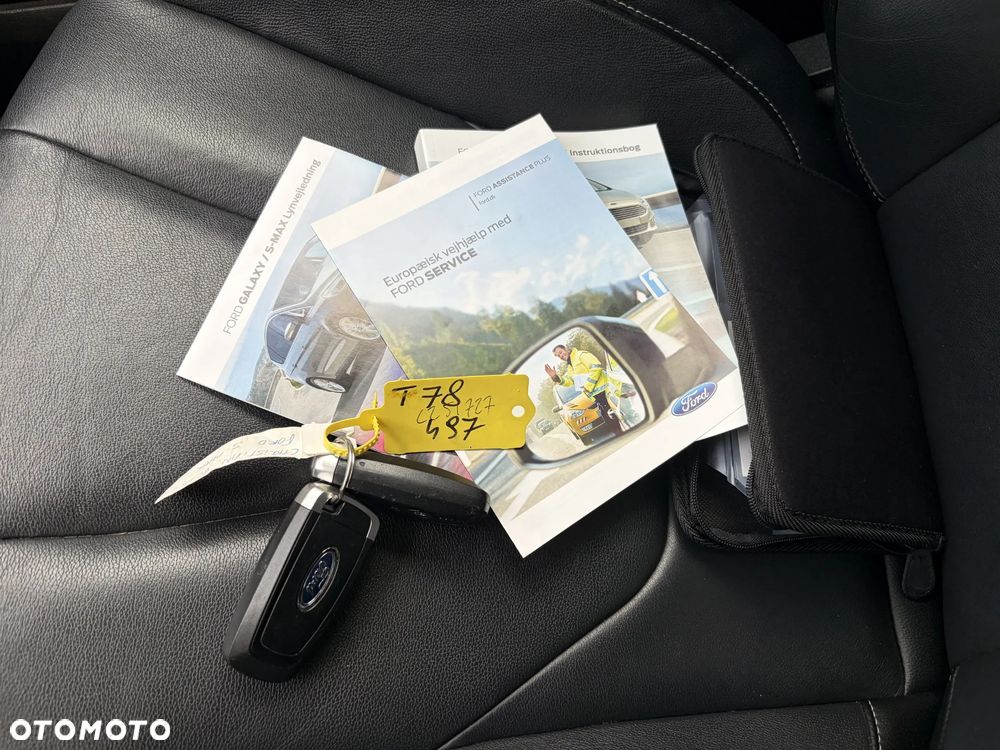 Ford S-Max 2.0 EcoBoost Titanium - 36