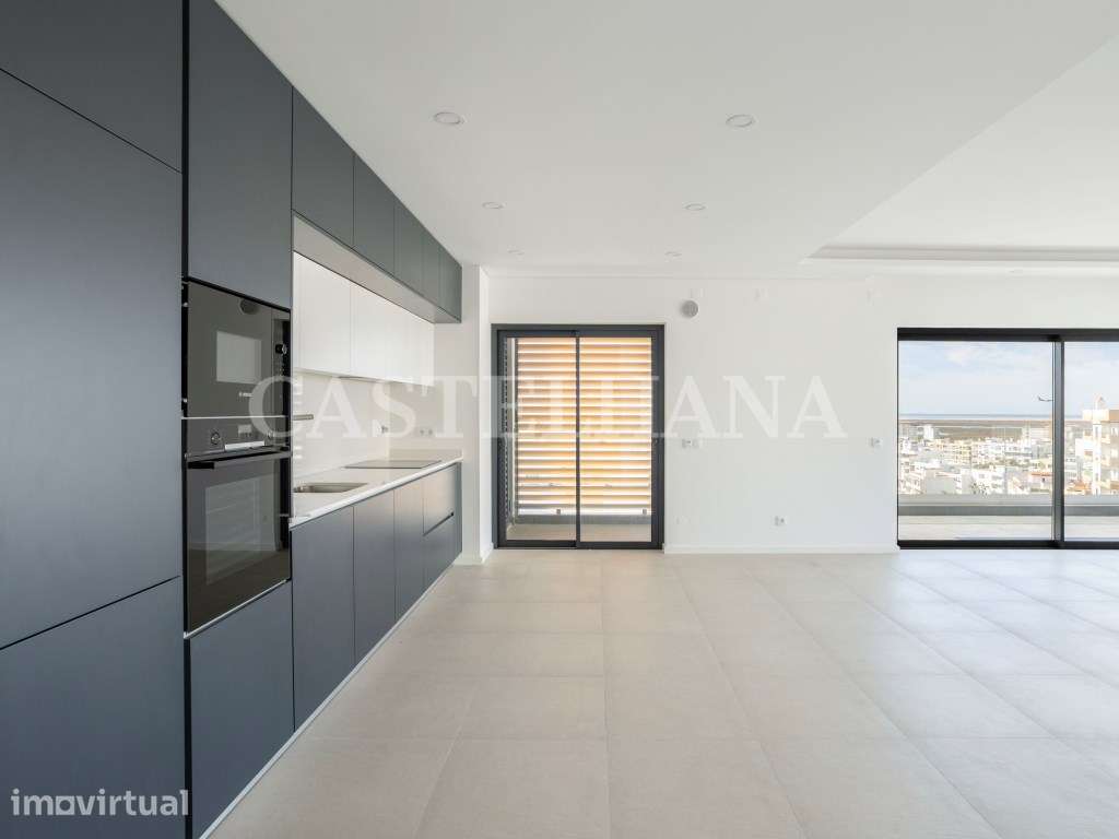 Apartamento T2, com varanda, em Faro - Grande imagem: 4/97
