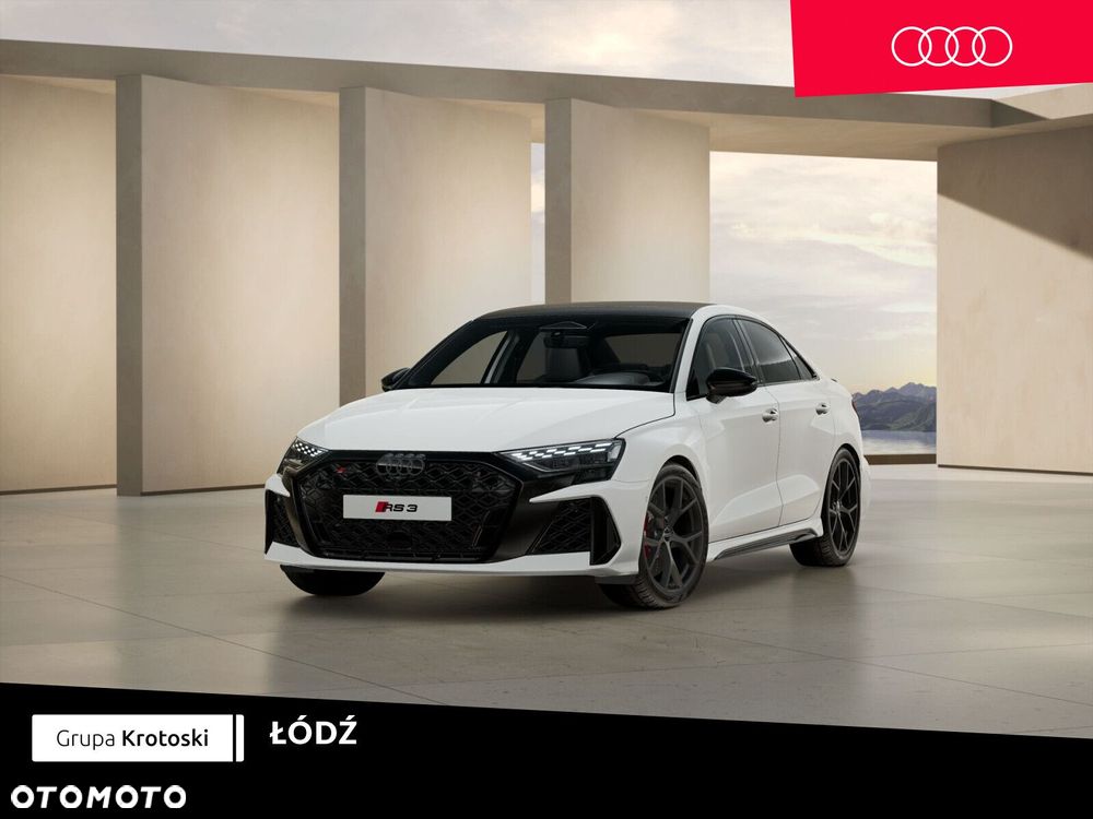 Audi RS3 Limousine - 1