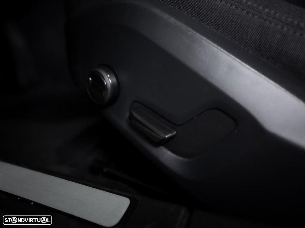 Volvo V60 2.0 T6 AWD TE Core - 16