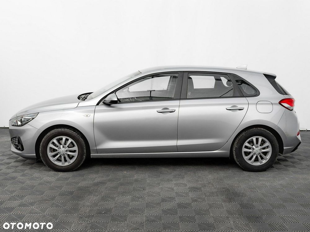 Hyundai i30 1.5 DPI Classic + - 9