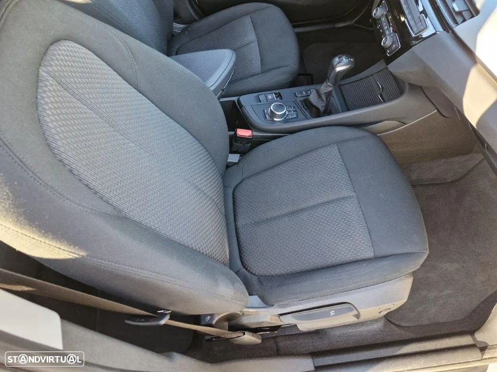 BMW X1 25 e xDrive - 24