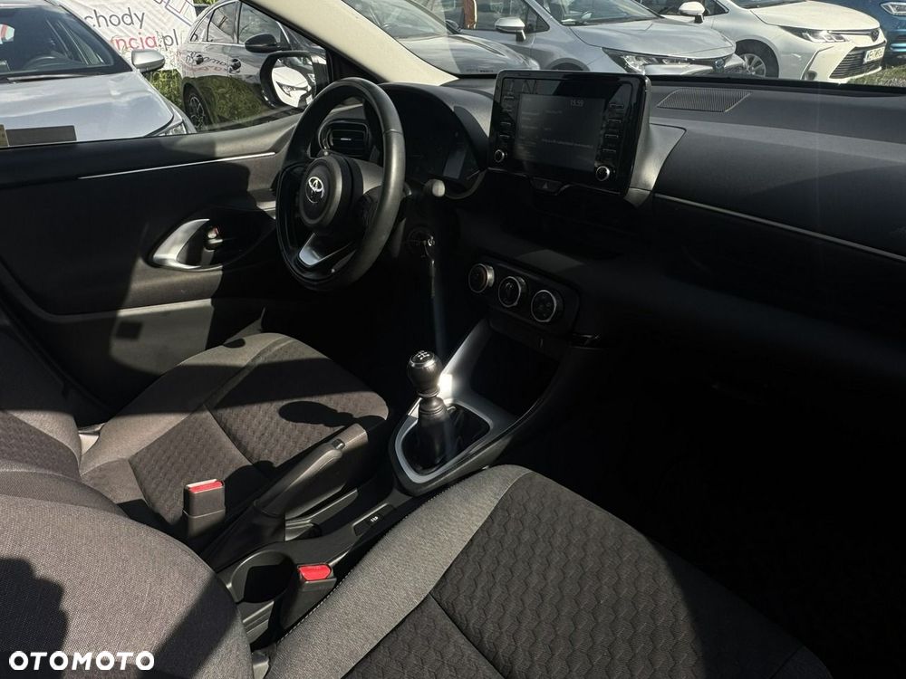 Toyota Yaris 1.5 Comfort - 13