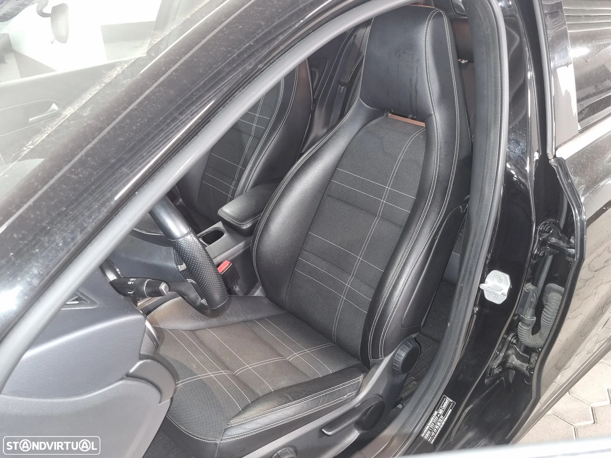 Mercedes-Benz A 180 (BlueEFFICIENCY) Urban - 11