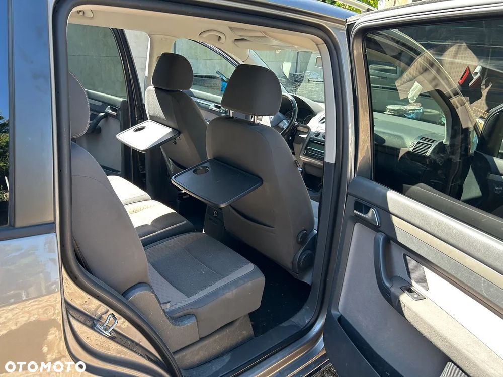 Volkswagen Touran 2.0 TDI DPF Cross - 19