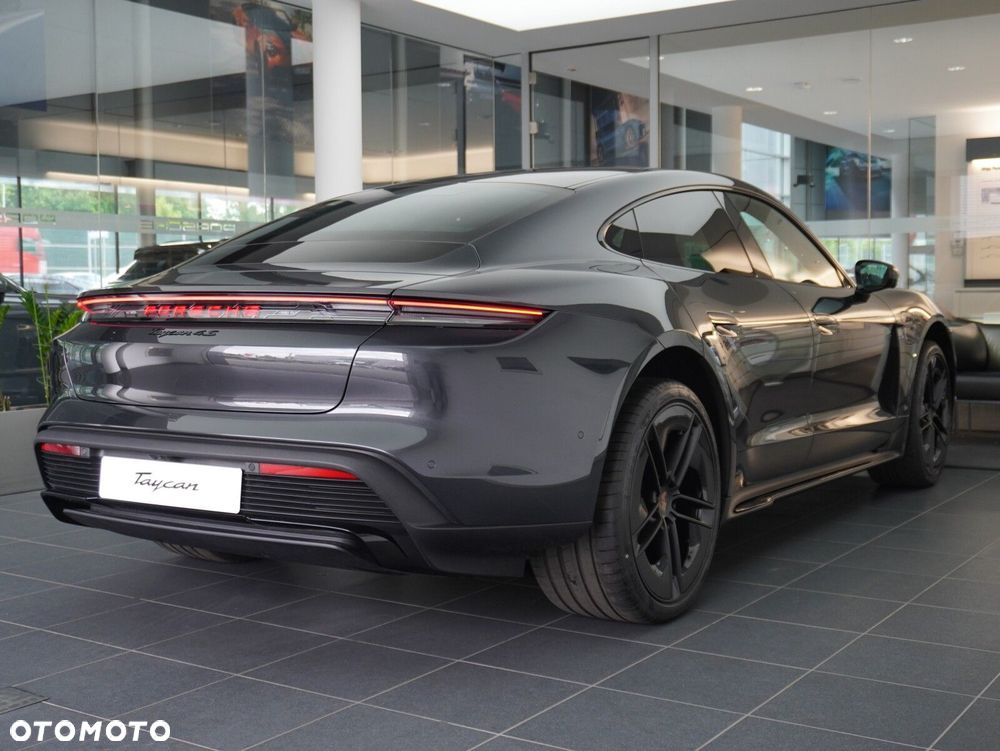 Porsche Taycan 105kWh 4S Black Edition - 16