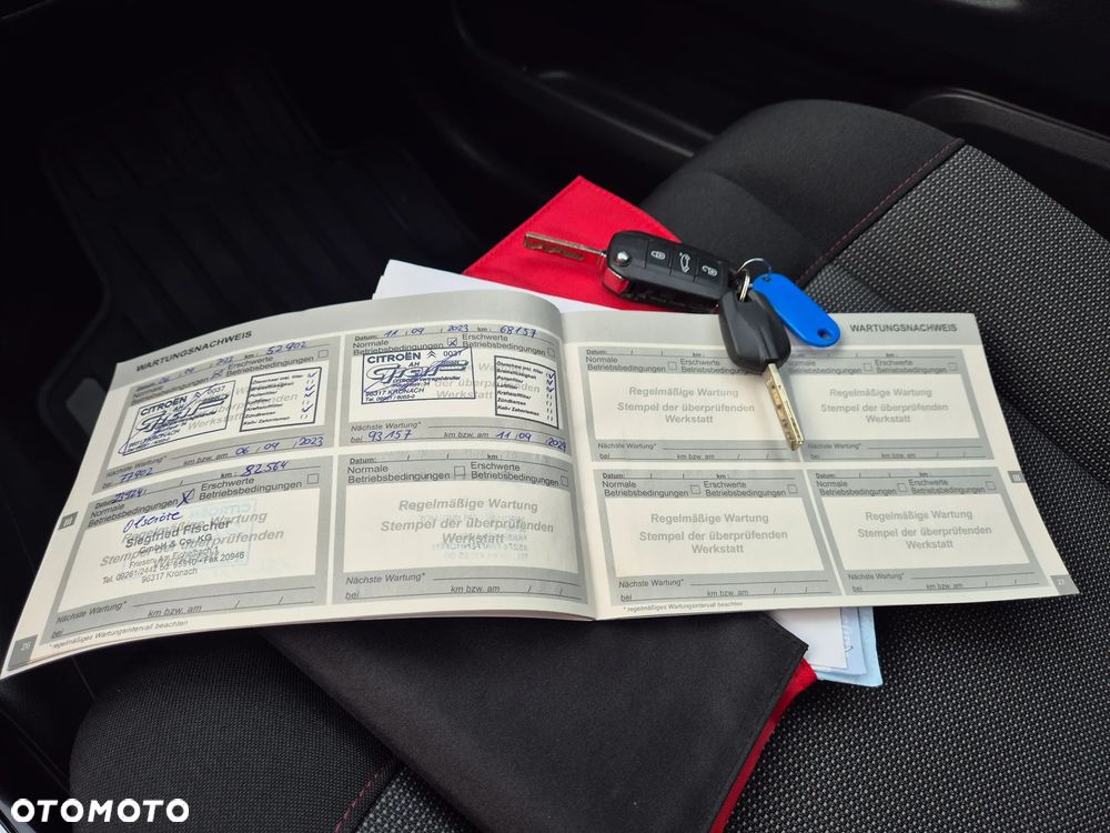 Citroën C4 Cactus 1.2 PureTech Feel S&S EAT6 - 39