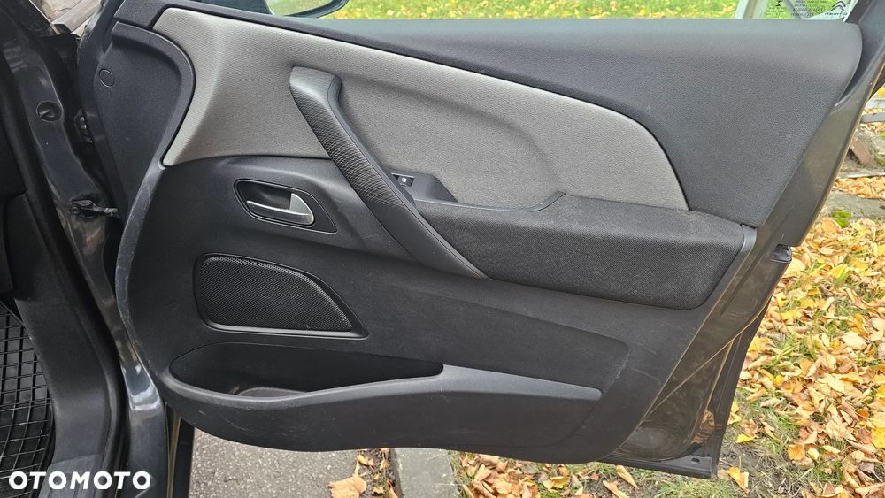 Citroën C4 Picasso 1.6 THP Intensive S&S EAT6 - 29