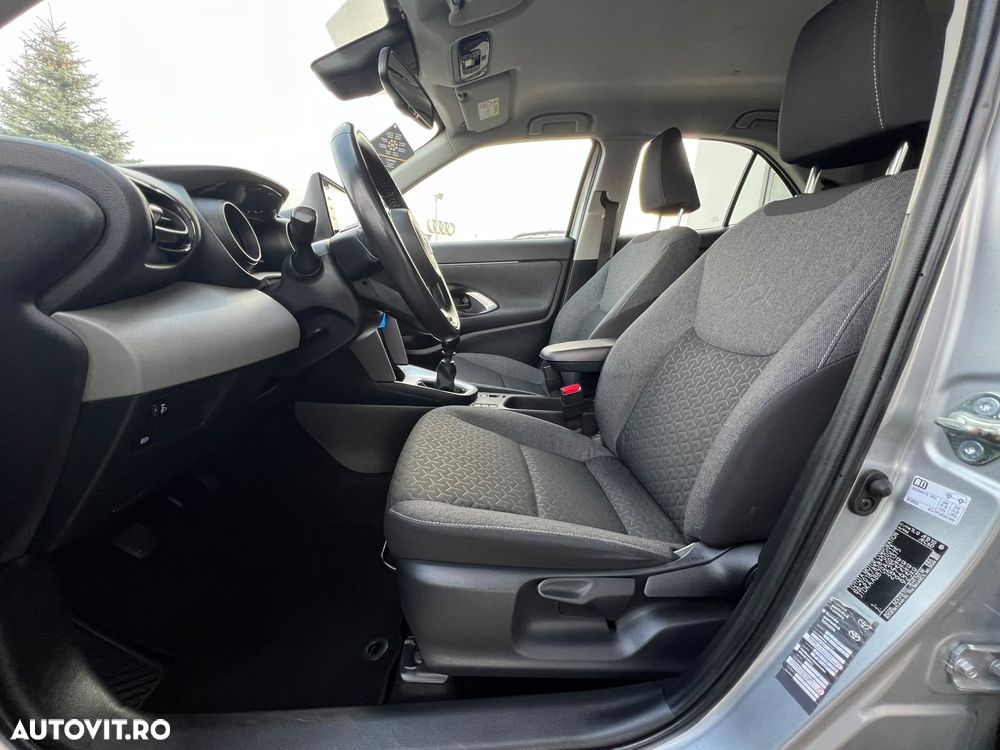 Toyota Yaris Cross 1.5 l 6MT Active - 10