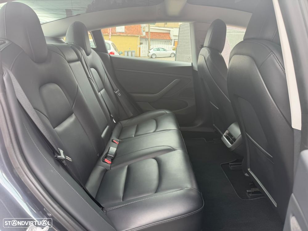 Tesla Model 3 Long Range Tração Integral - 17