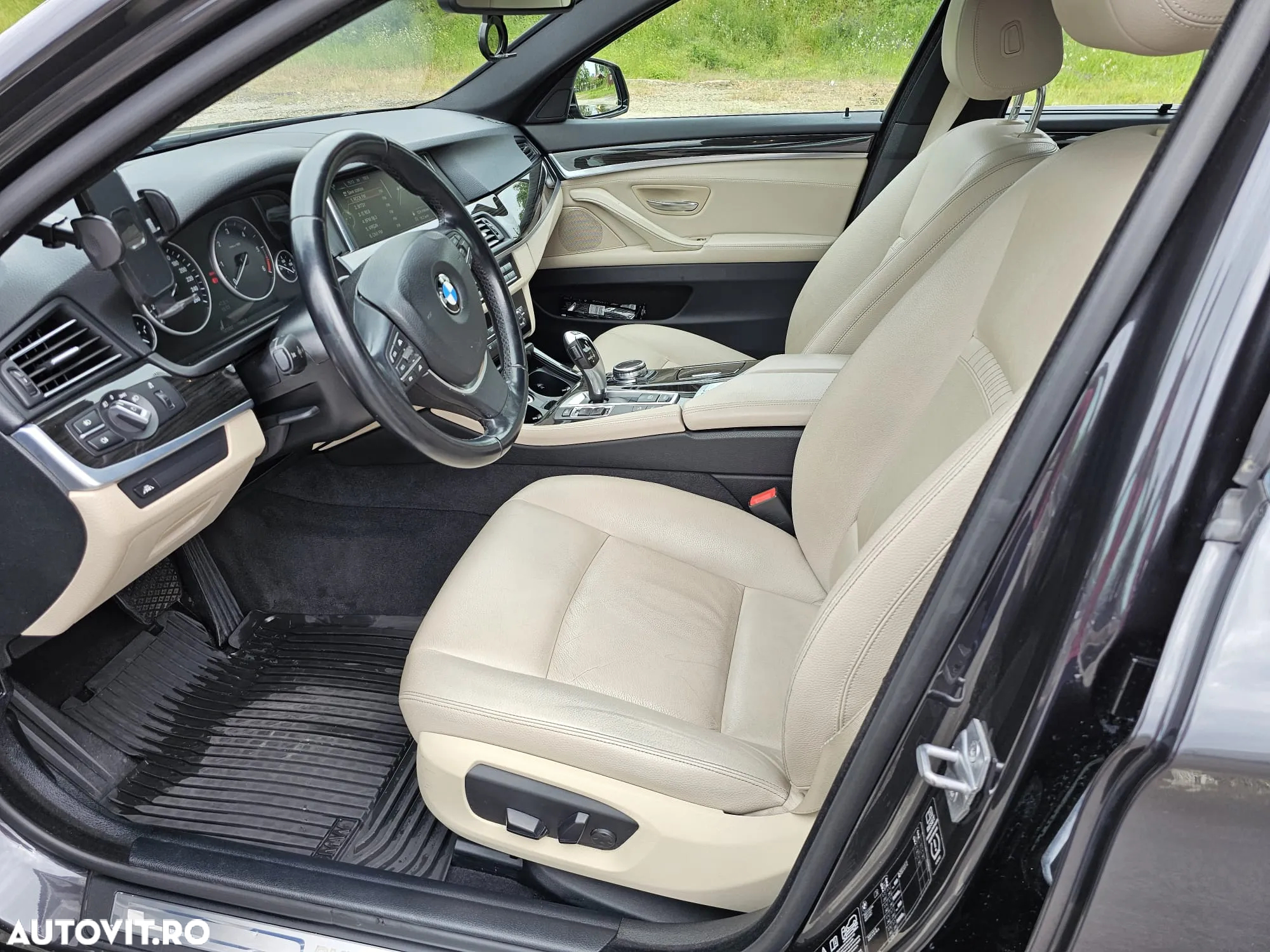 BMW Seria 5 530d xDrive AT - 6