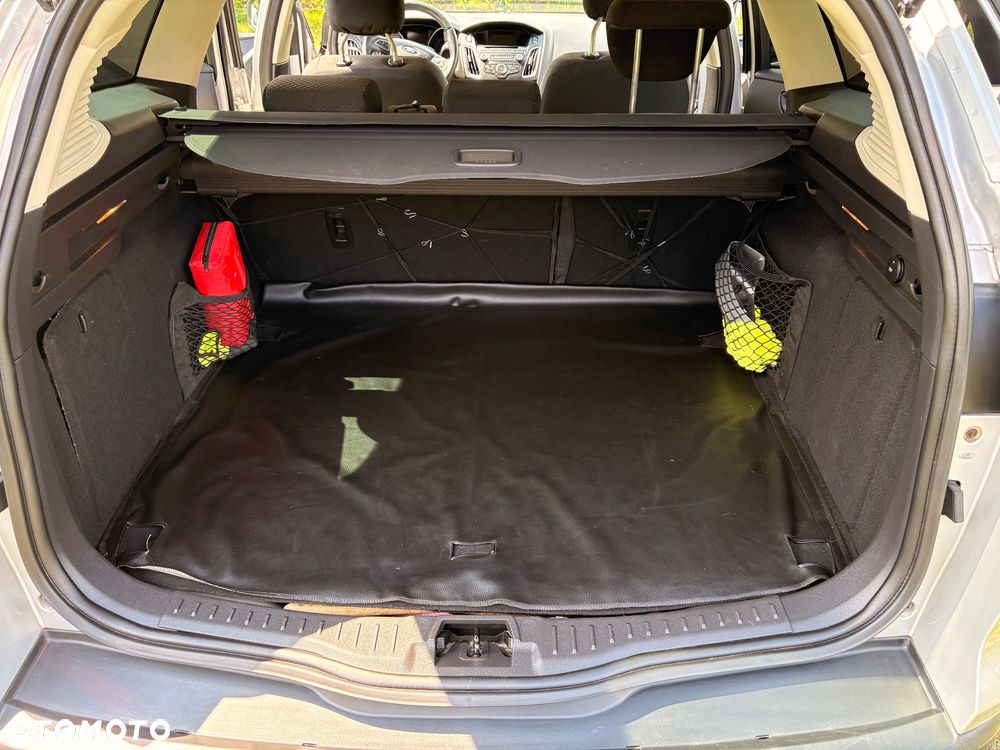 Ford Focus 1.6 Trend - 6