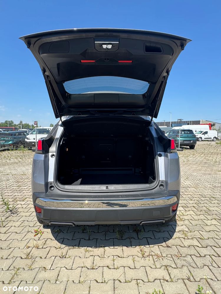Peugeot 3008 1.2 PureTech Allure Pack S&S EAT8 - 11