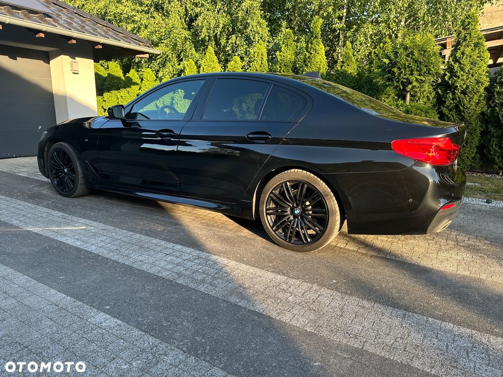 BMW Seria 5 520d xDrive - 10