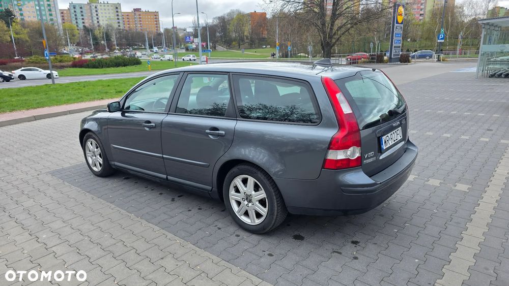 Volvo V50 - 4