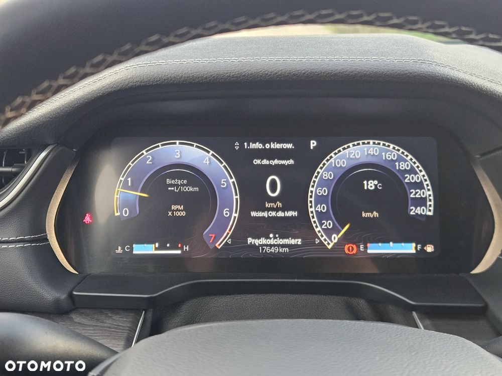 Jeep Grand Cherokee - 14