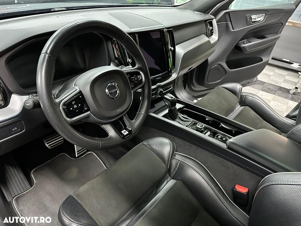 Volvo XC 60 D4 AWD Geartronic RDesign - 10