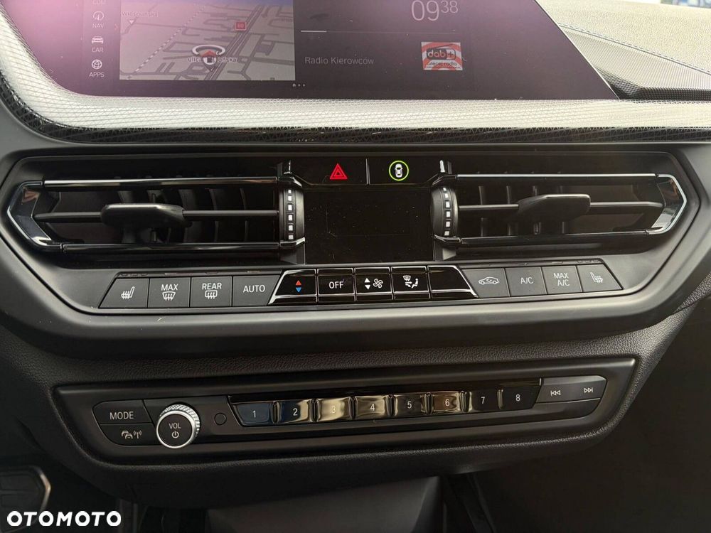 BMW Seria 1 118d M Sport Shadow - 25