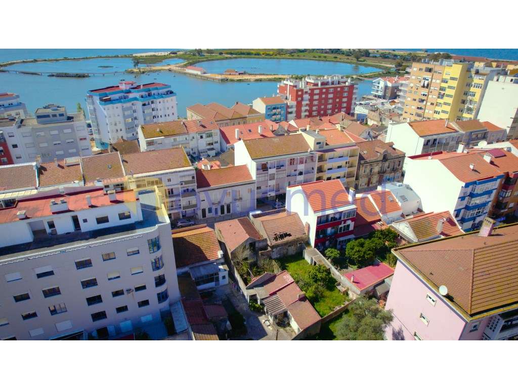 Lote de Terreno com Projeto Aprovado para construção de 7 Apartamentos - Grande imagem: 5/20