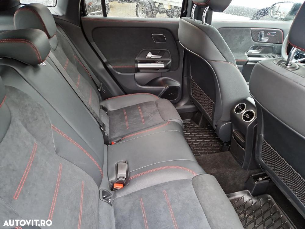 Mercedes-Benz GLA 250 e - 11