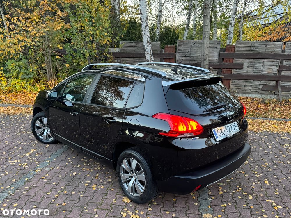Peugeot 2008 1.2 Pure Tech Style EU6 - 14