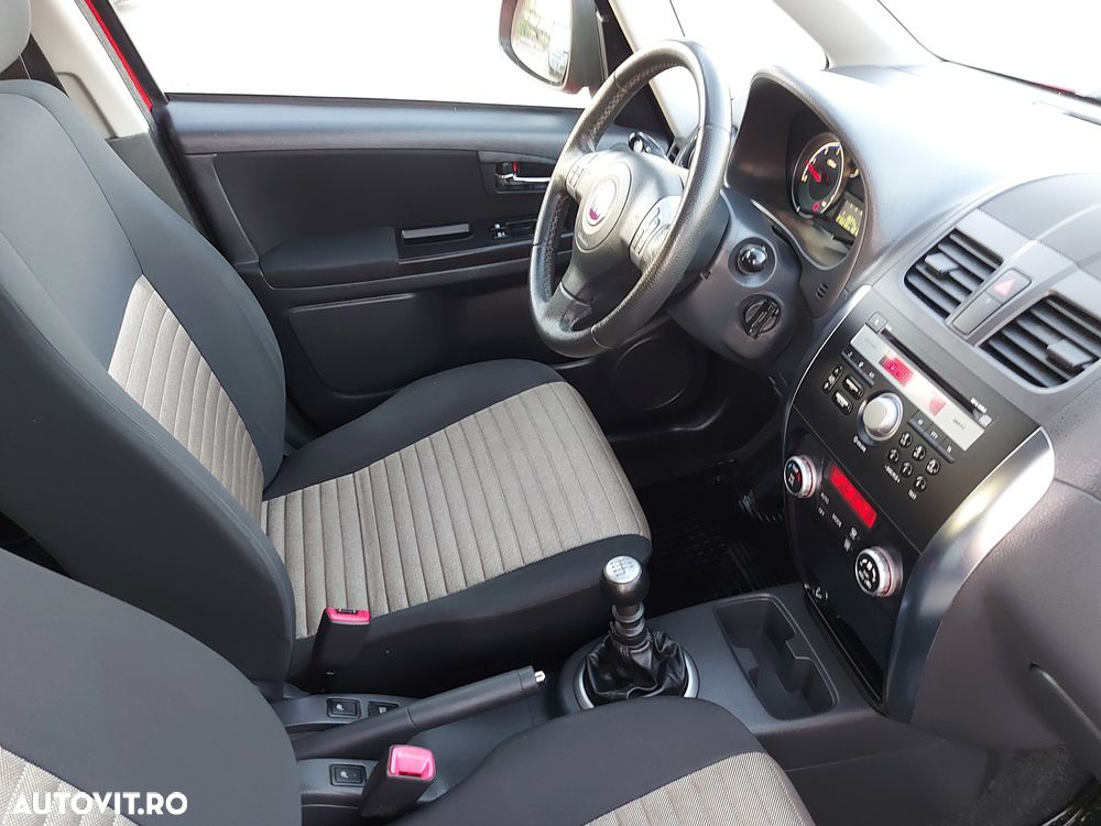 Fiat Sedici - 7