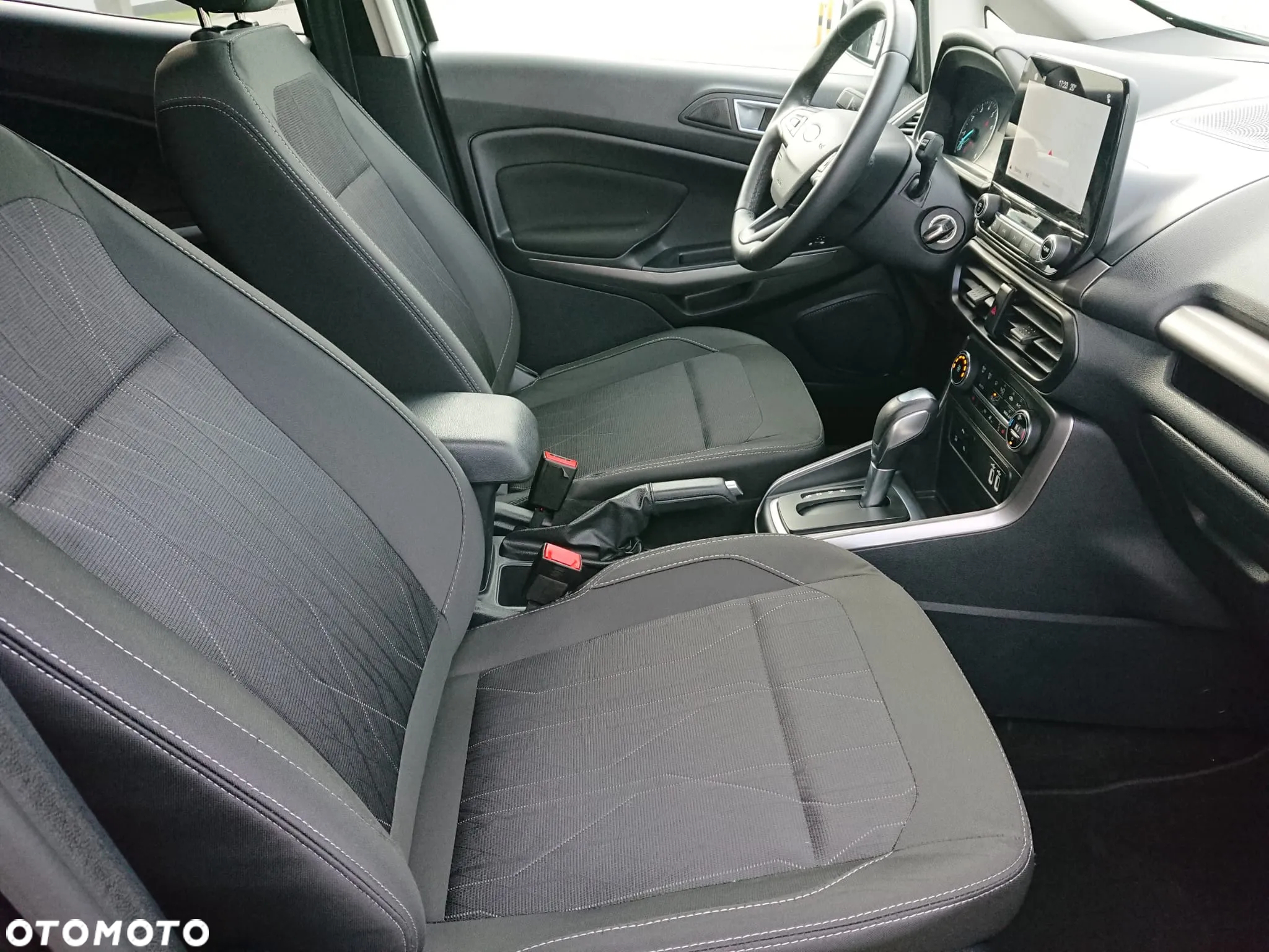 Ford EcoSport 1.0 EcoBoost TITANIUM - 21