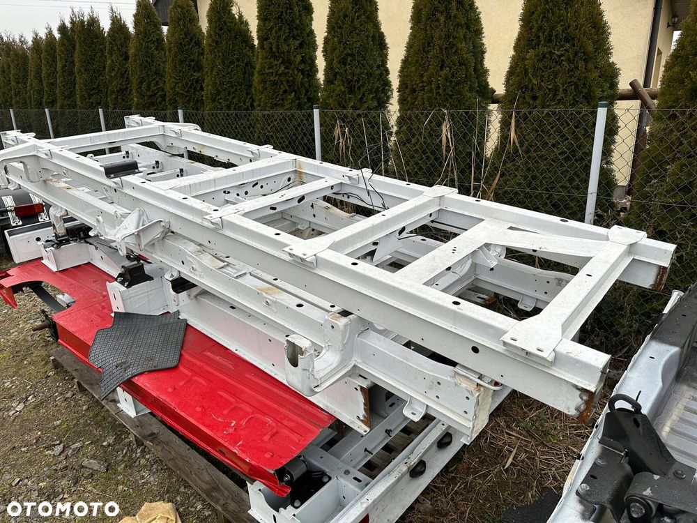 RAMA NOWA PODŁÓŻNICE PODŁOGA RENAULT MASTER III IV 2010-/ 2019- - 7