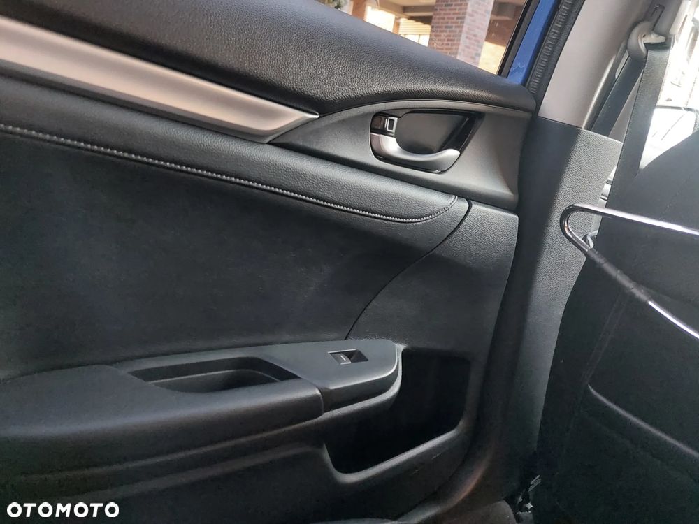 Honda Civic 1.5 T Executive CVT - 25