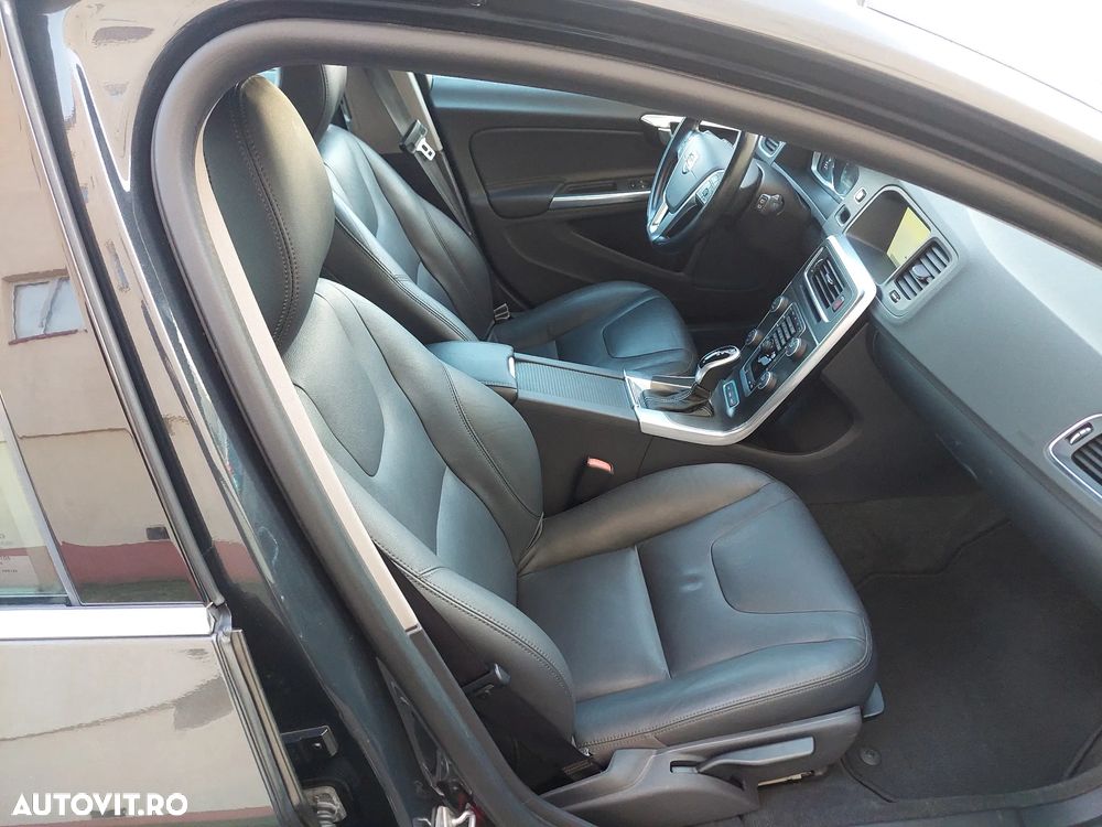 Volvo V60 D6 Plug-In-Hybrid AWD Geartronic Summum - 7