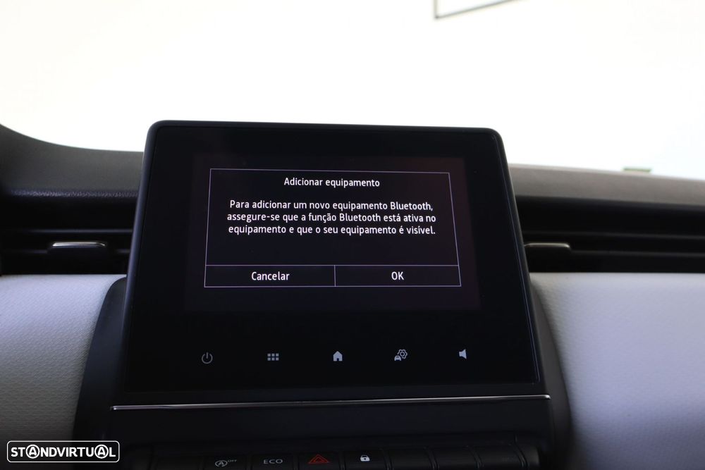 Renault Clio 1.0 TCe Evolution Bi-Fuel - 26