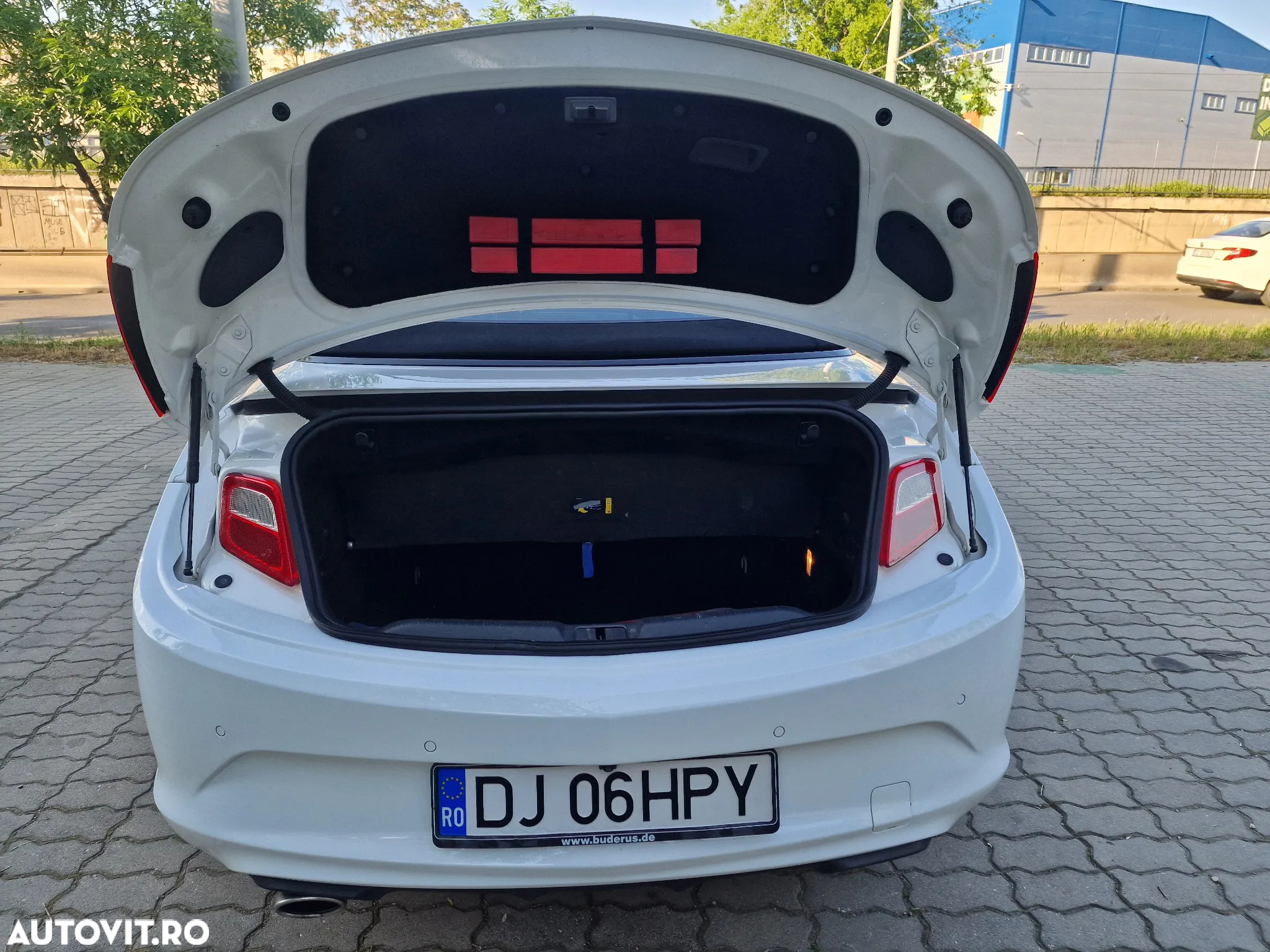 Opel Cascada 2.0 CDTI ECOTEC Start/Stop Cabriolet - 23