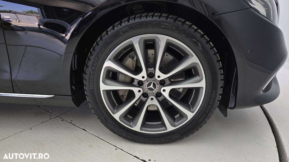 Mercedes-Benz E - 23