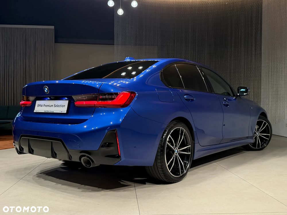 BMW Seria 3 2023 photo 5