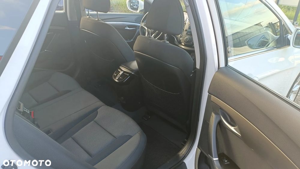 Hyundai i40 - 19