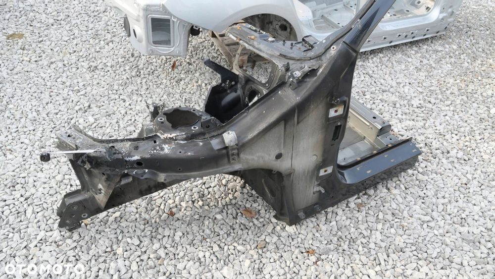 ćwiartka lewa przednia bmw x3 f25 475 black sapphire metallic - 1