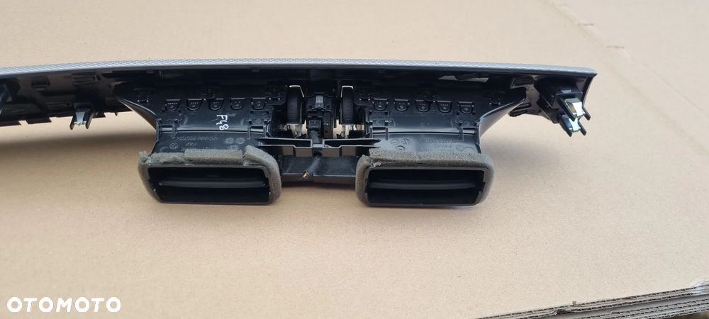 BMW X1 F48 2015- Kratka nawiewu Dekor Panel Oryginał Europa - 8