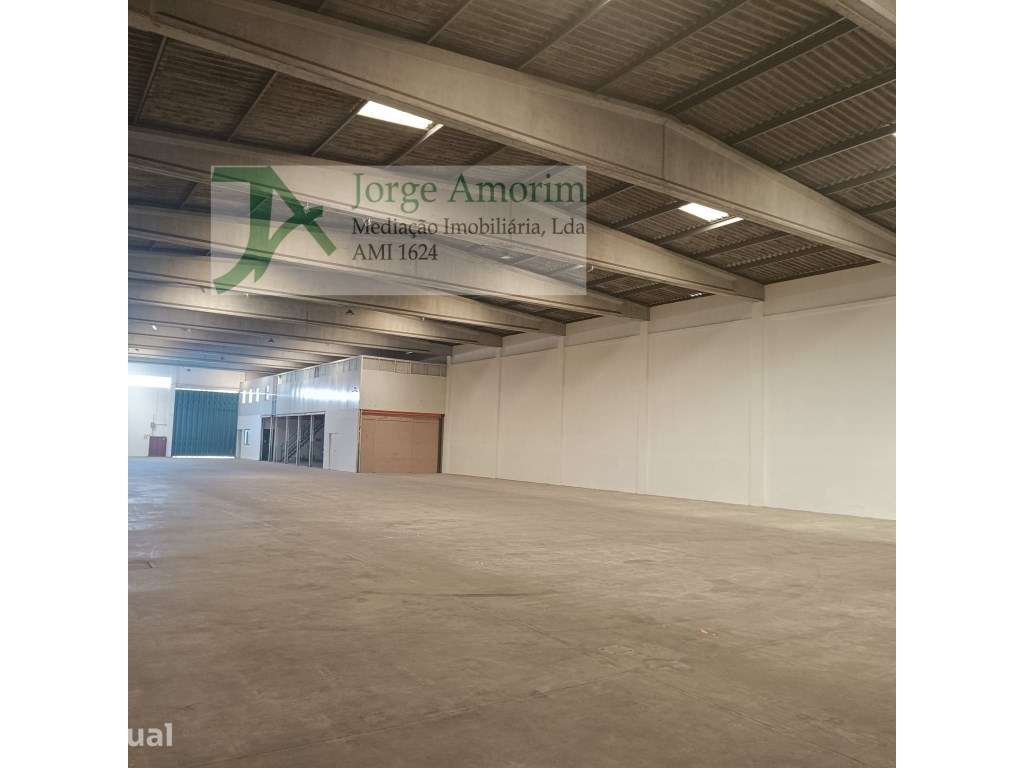 Armazém Z.I. da Maia 1200 m2 - Estação METRO a 300 mt. - Grande imagem: 5/8