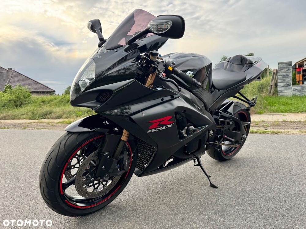 Suzuki GSX-R - 8