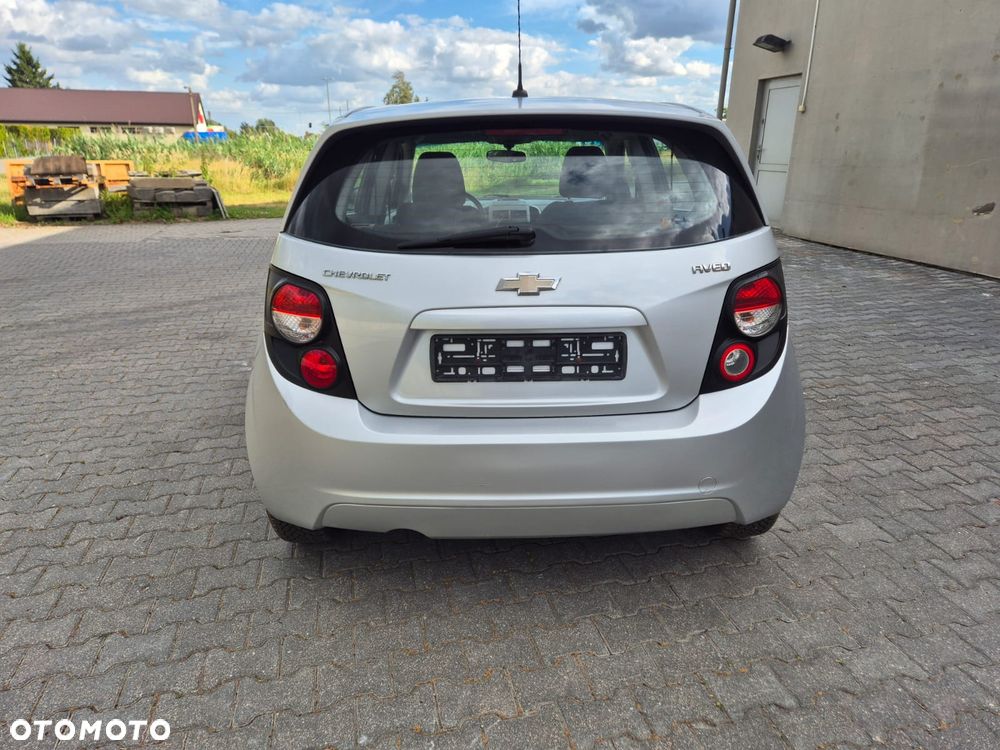 Chevrolet Aveo - 7
