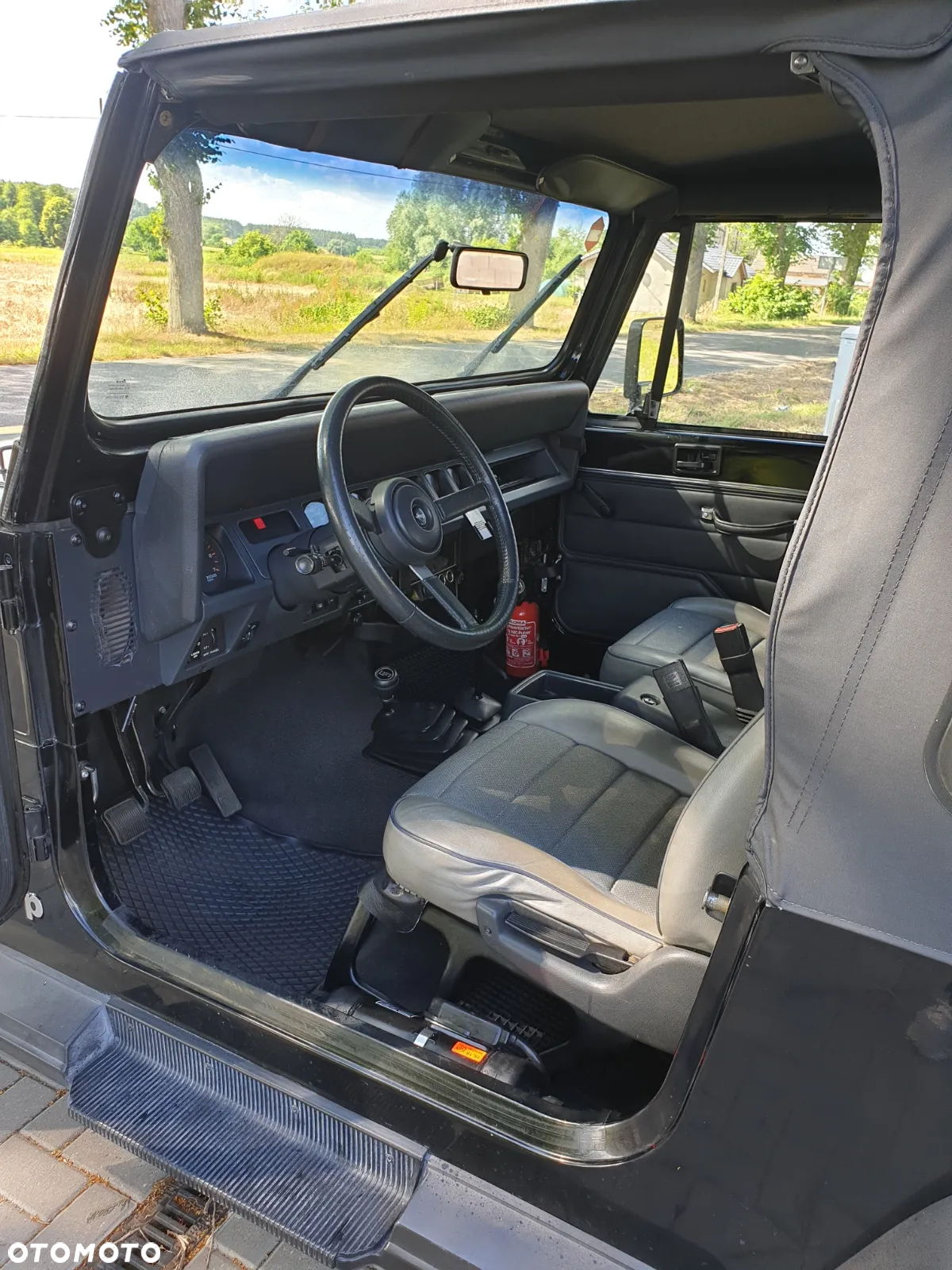 Jeep Wrangler 2.5 Sport - 24