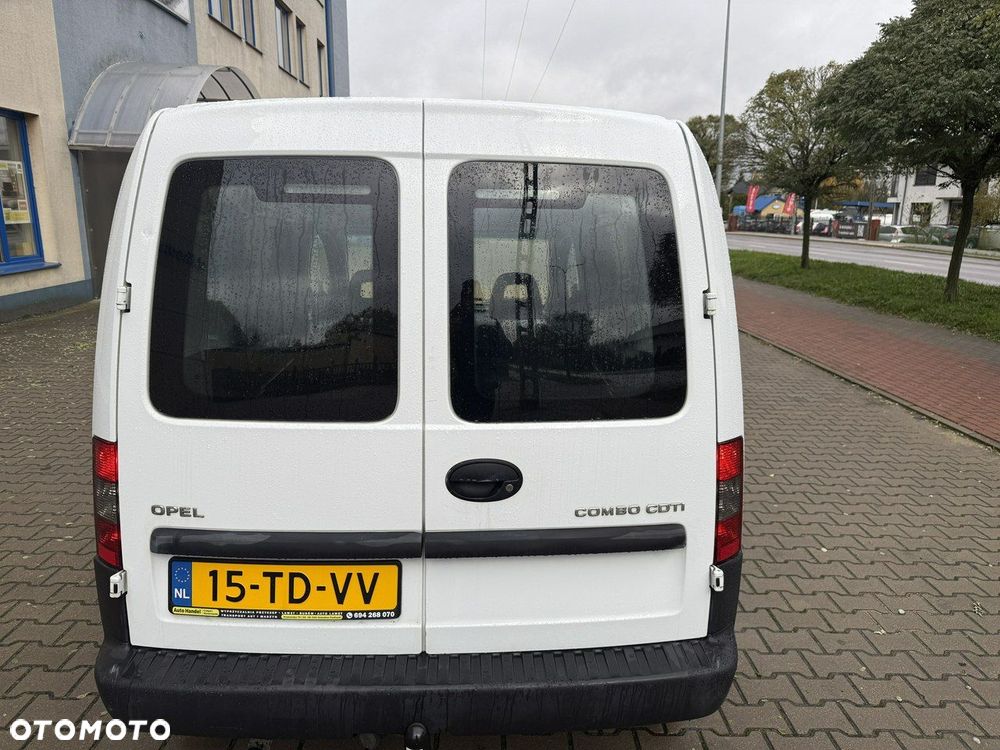 Opel Combo - 9
