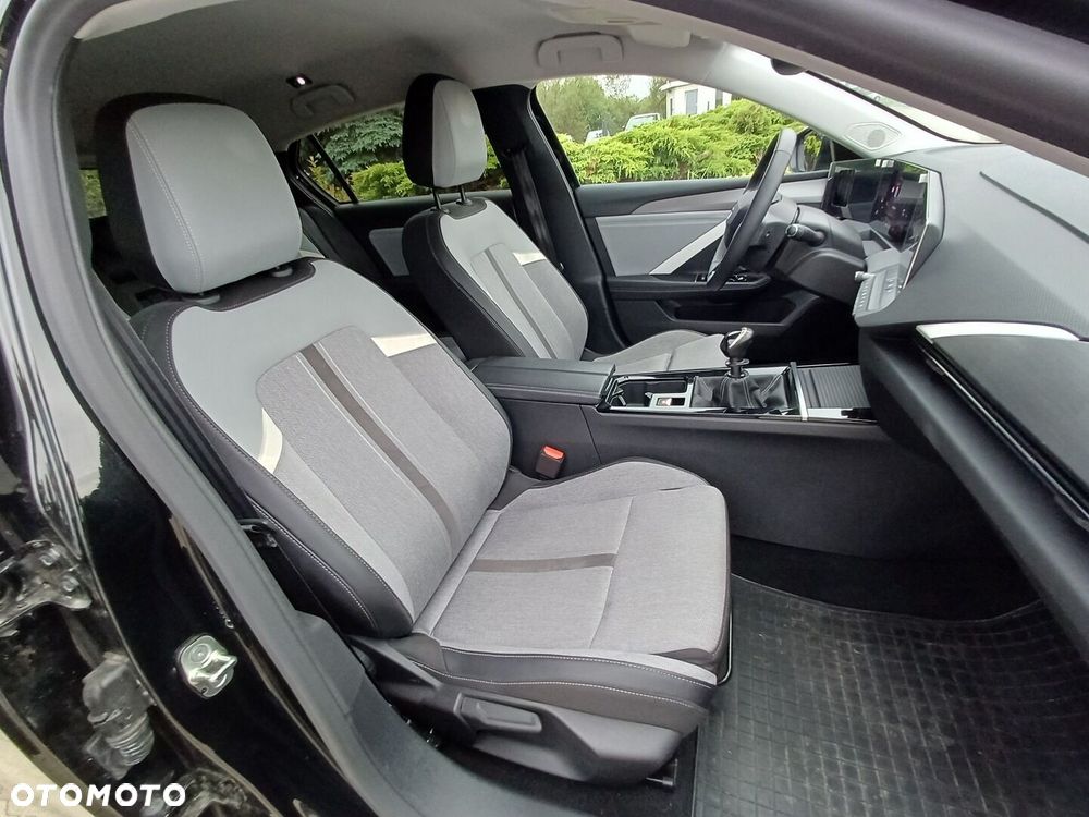 Opel Astra - 12