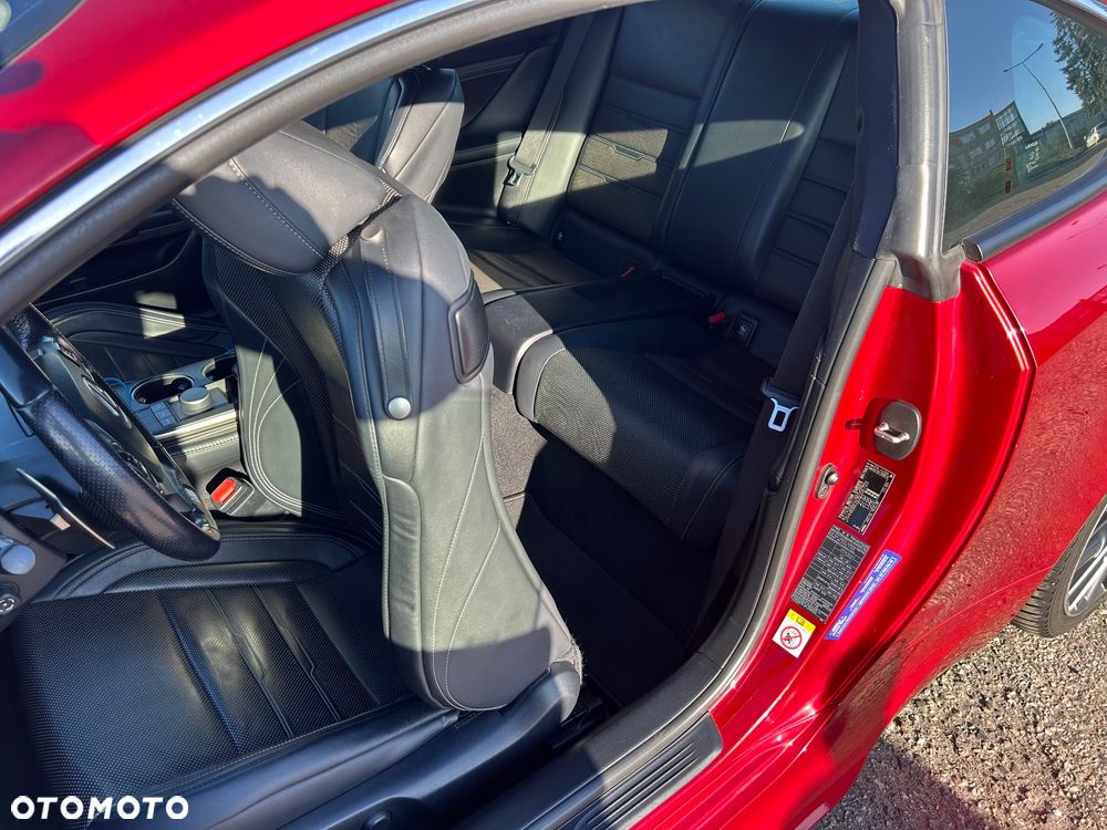 Lexus RC 200t / 300 F Sport - 8
