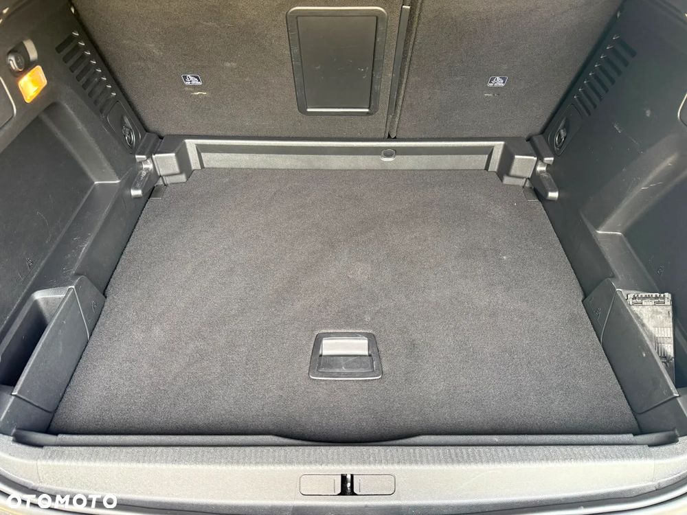 Peugeot 3008 1.5 BlueHDi Allure S&S EAT8 - 10