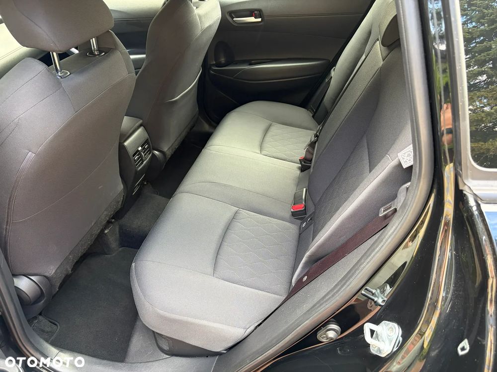Toyota Corolla Cross 2.0 Hybrid Comfort - 13