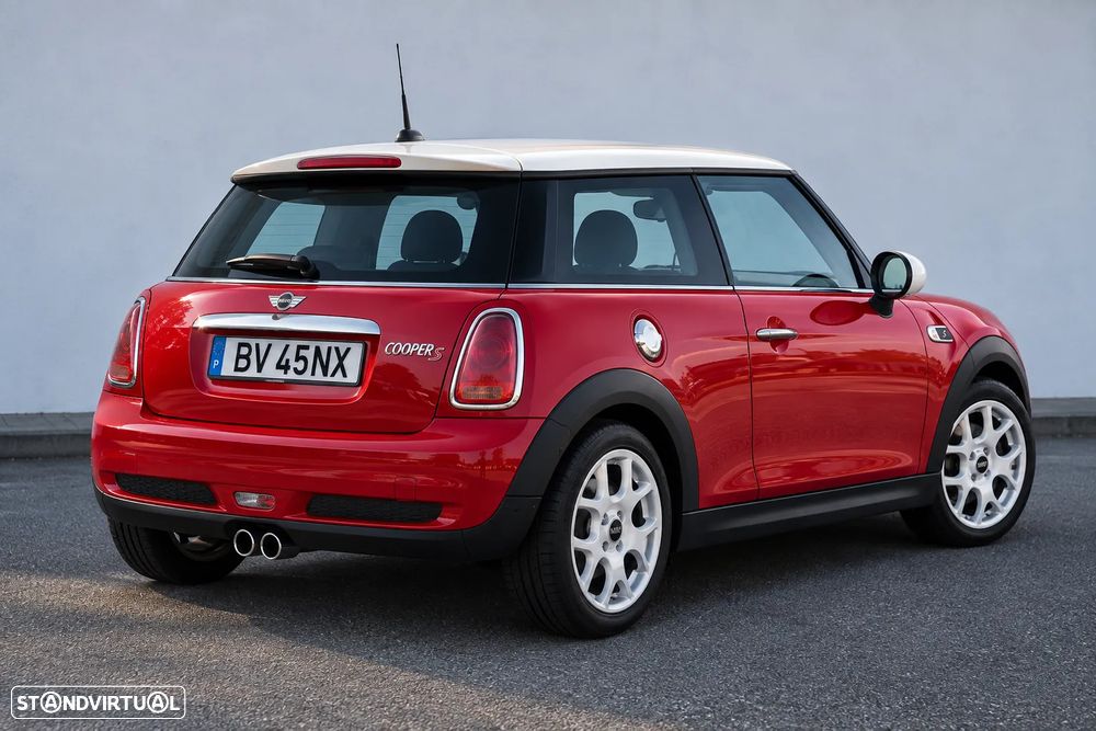 MINI 3 Portas Cooper S - 2