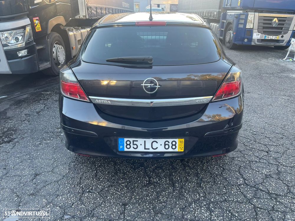 Opel Astra GTC 1.3 CDTI - 8