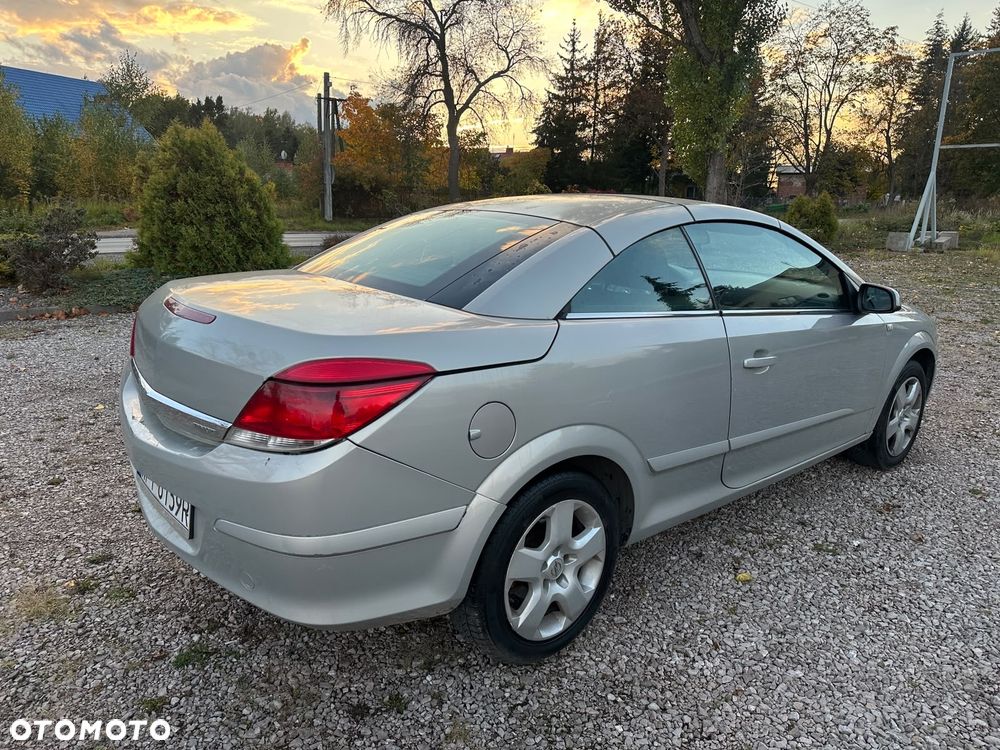 Opel Astra 1.6 Cosmo - 4