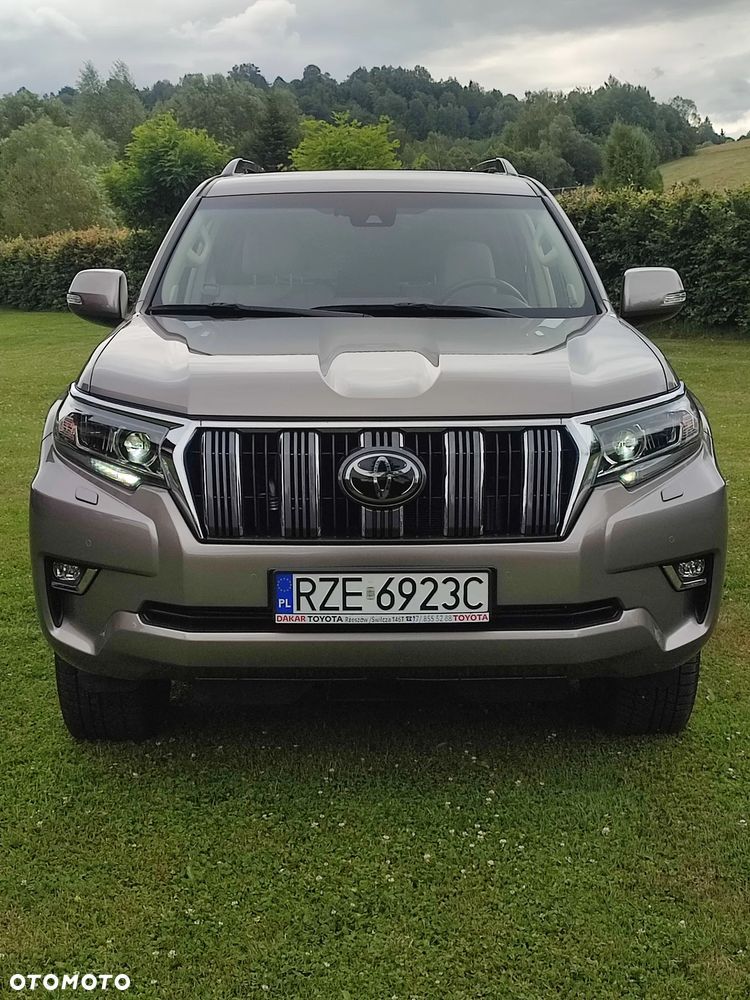 Toyota Land Cruiser LC 2.8 D-4D Prestige - 1